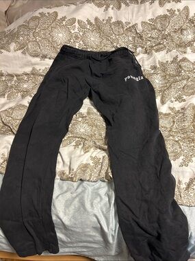 youngla sweats